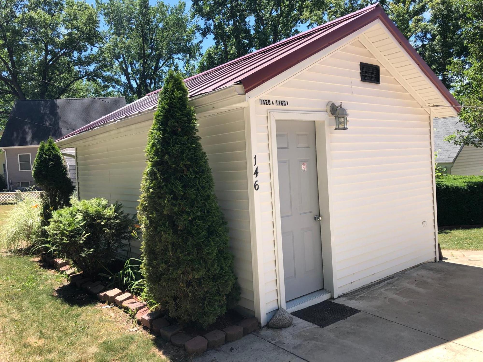 The Wellington Lake Cottage Middlebury Exterior photo